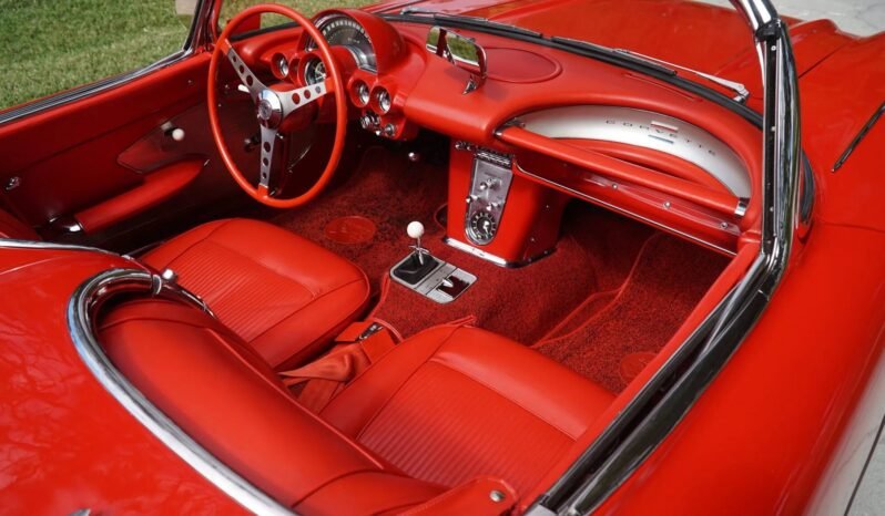 
								1961 Chevrolet Corvette Red full									