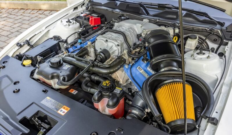 
								2013 Ford Mustang Shelby GT500 V8 full									