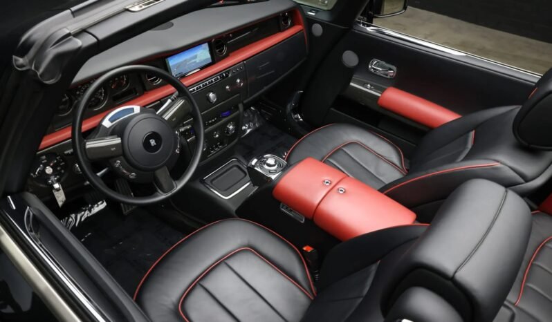 
								2016 Rolls-Royce Phantom Drophead full									