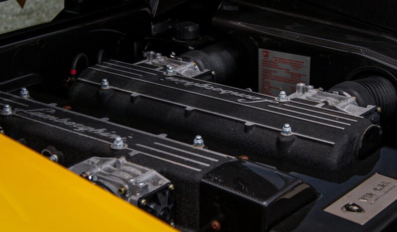 
								2003 Lamborghini Murcielago V12 full									