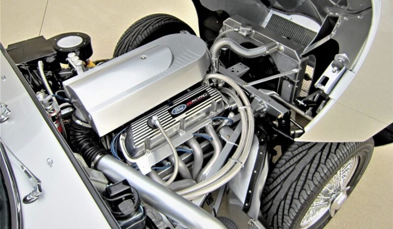 
								1964 Jaguar XKE Restomod Coupe full									