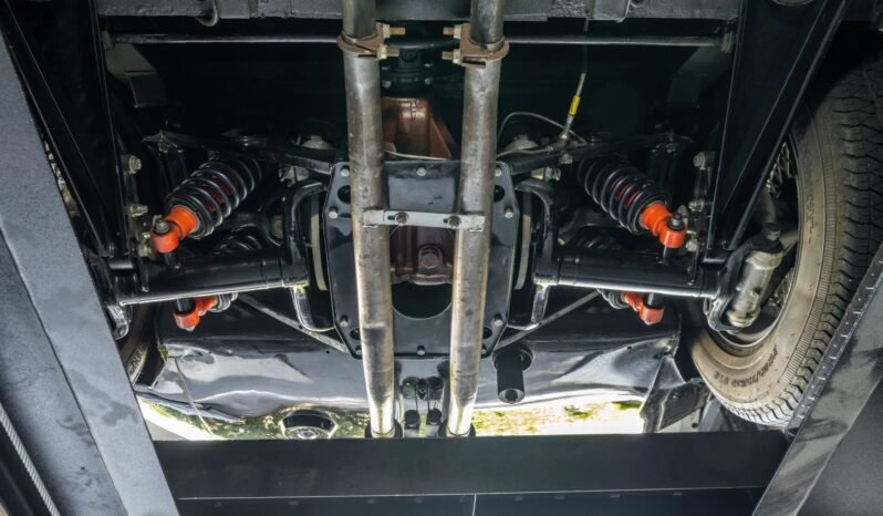 
								1968 Jaguar XKE Roadster full									