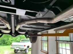 
										1961 Chrysler 300G White V8 full									