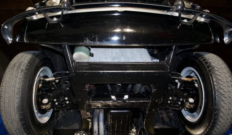 
								1967 Triumph TR4A IRS full									