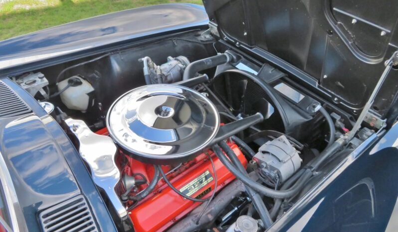 
								1963 Chevrolet Corvette Split-Window Daytona Blue full									