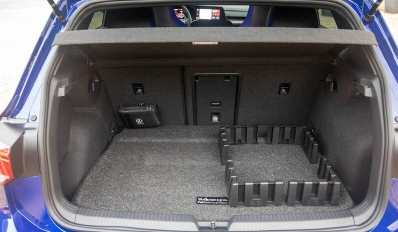 
								2023 Volkswagen Golf R full									