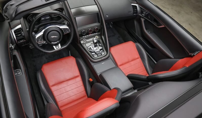 
								2019 Jaguar F-Type R full									