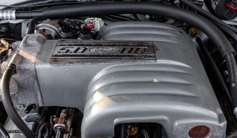 
								1990 Ford Mustang LX 5-Speed full									