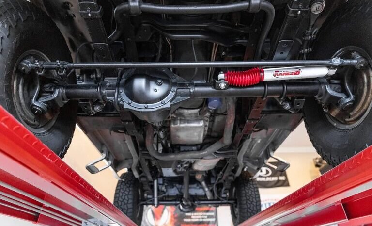 
								1989 Chevrolet K5 Blazer V8 full									