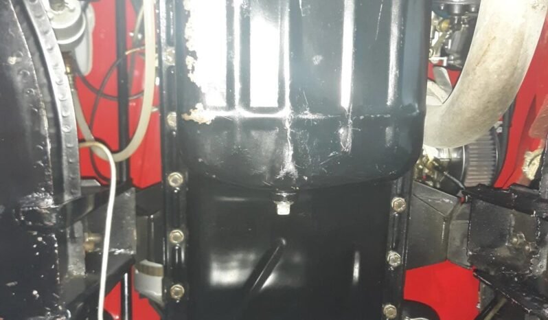 
								1968 Triumph TR250 2.5L Red full									