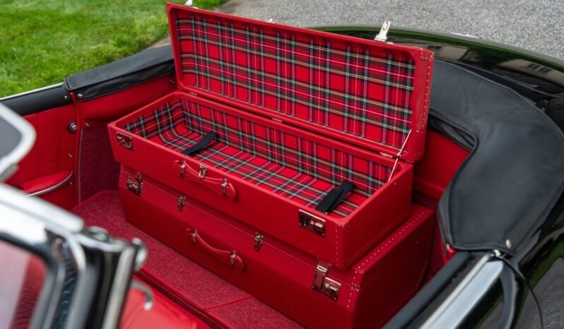 
								1956 Mercedes-Benz 190SL Black full									