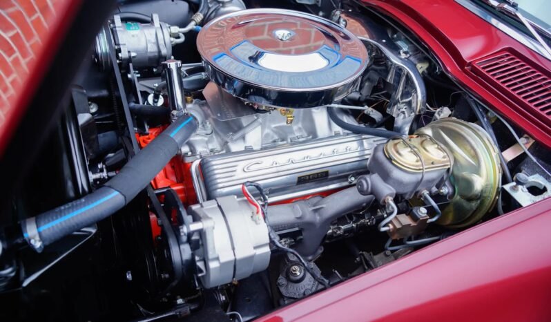 
								1965 Chevrolet C2 Corvette full									