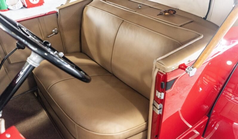 
								1929 Packard Eight 70 Series full									