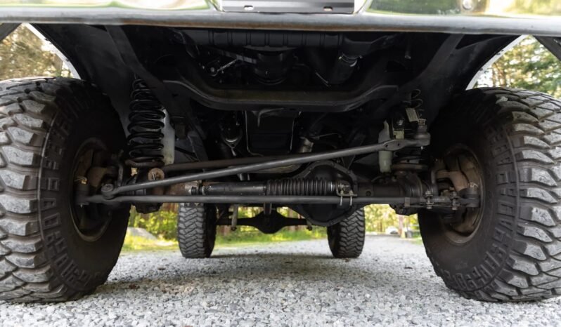 
								1977 Ford F-150 Custom 4X4 full									