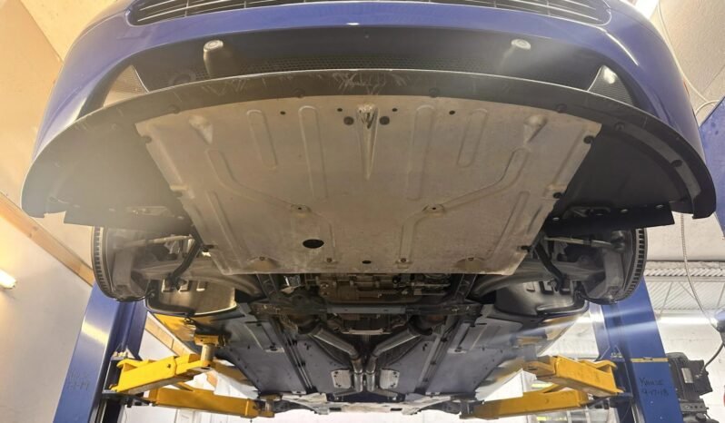 
								2014 Aston Martin Vantage S full									