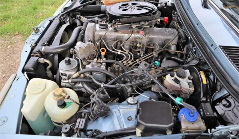 
								1985 Mercedes-Benz 300TD Wagon full									