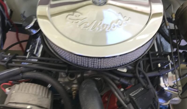 
								1971 Jeep Jeepster Commando full									