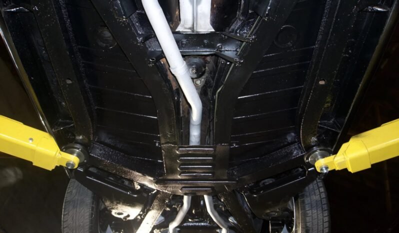 
								1967 Triumph TR4A IRS full									