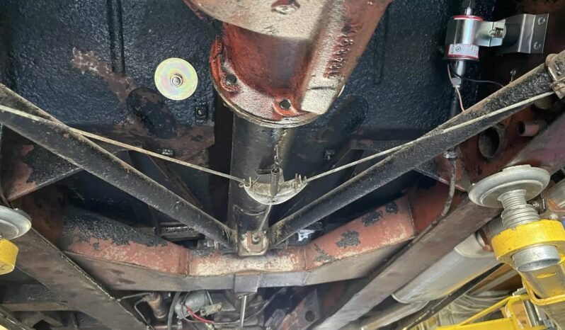 
								1953 Nash-Healey Roadster full									