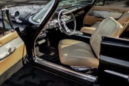 
										1961 Chrysler 300G Black full									