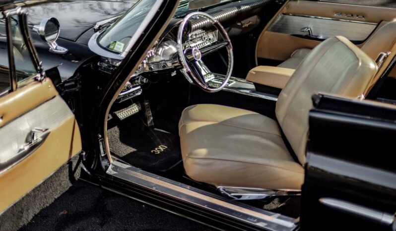 
								1961 Chrysler 300G Black full									