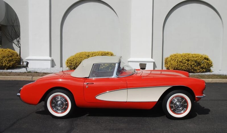 
								1956 Chevrolet Corvette Roadster full									