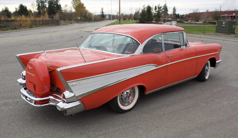 
								1957 Chevrolet Bel Air Red V8 full									