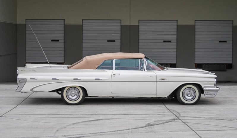 
								1959 Pontiac Bonneville Convertible full									