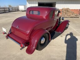 1932 Ford 5-Window Coupe V8
