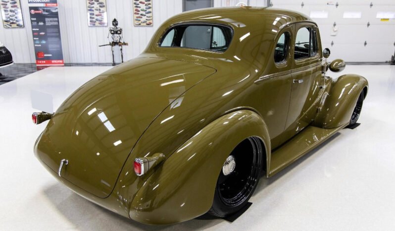 
								1937 Chevrolet Business Coupe V8 full									