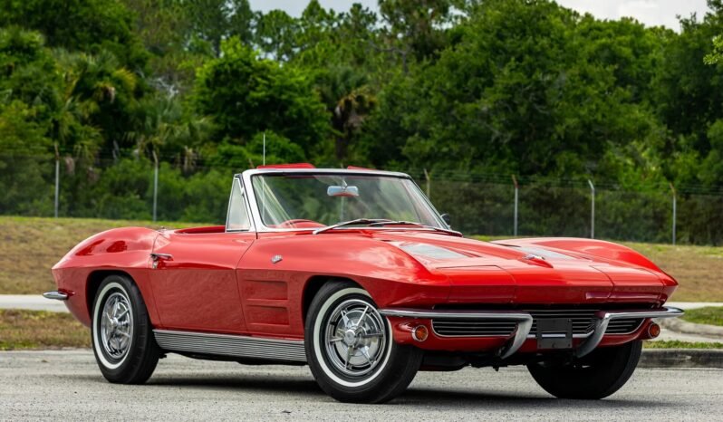 
								1963 Chevrolet Corvette Convertible full									