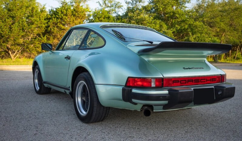
								1976 Porsche 911 Turbo full									