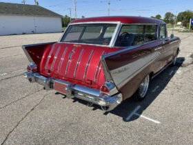 1957 Chevrolet Bel Air Nomad 350CI V8