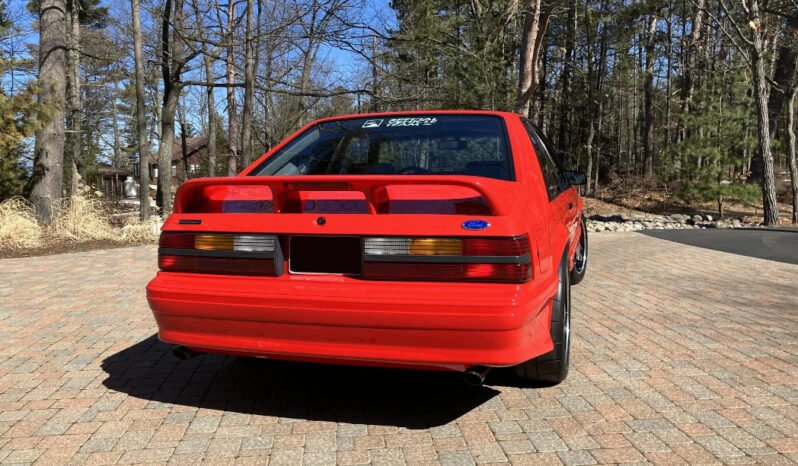 
								1993 Ford Mustang SVT Cobra R V8 full									