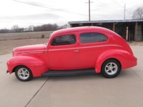 1941 Ford Deluxe Tudor Sedan