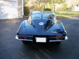 1963 Chevrolet Corvette C2 Split-Window Blue