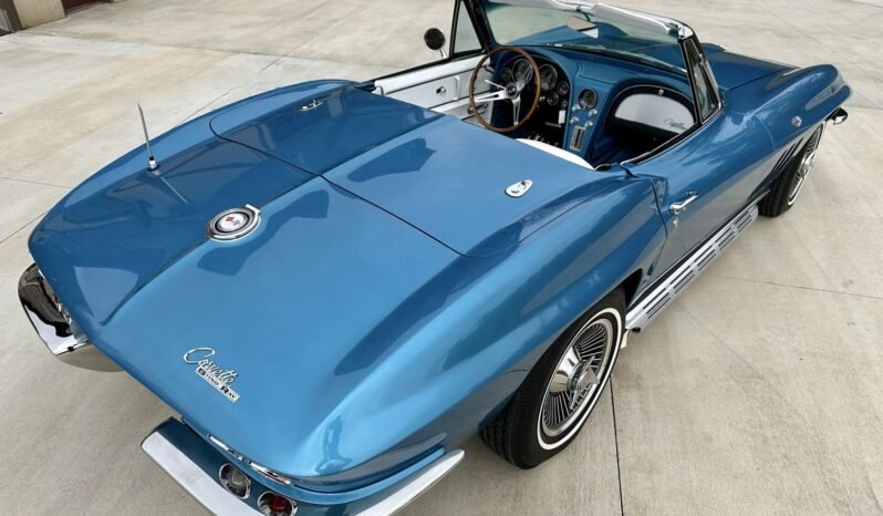 
								1965 Chevrolet Corvette Convertible Blue full									