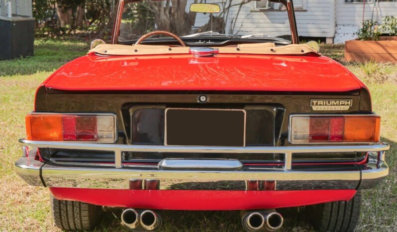 
								1972 Triumph TR6 Red full									