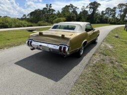 
										1970 Oldsmobile 442 Convertible full									