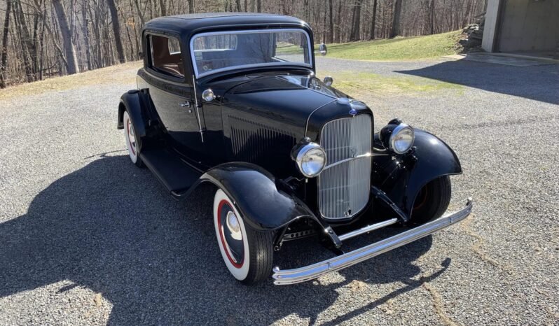 
								1932 Ford 3-Window Coupe Hot Rod full									