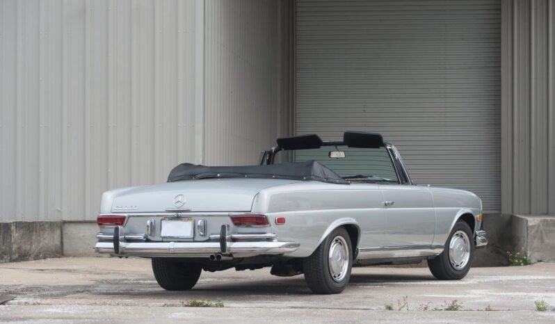 
								1968 Mercedes-Benz 250SE Cabriolet full									
