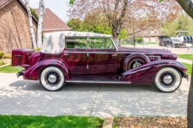 1935 Cadillac Model 355-D V8
