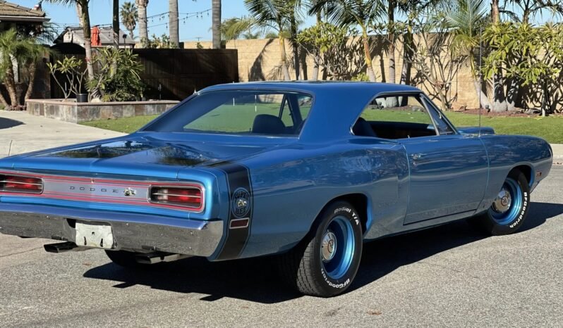 
								1970 Dodge Super Bee 440 V8 full									