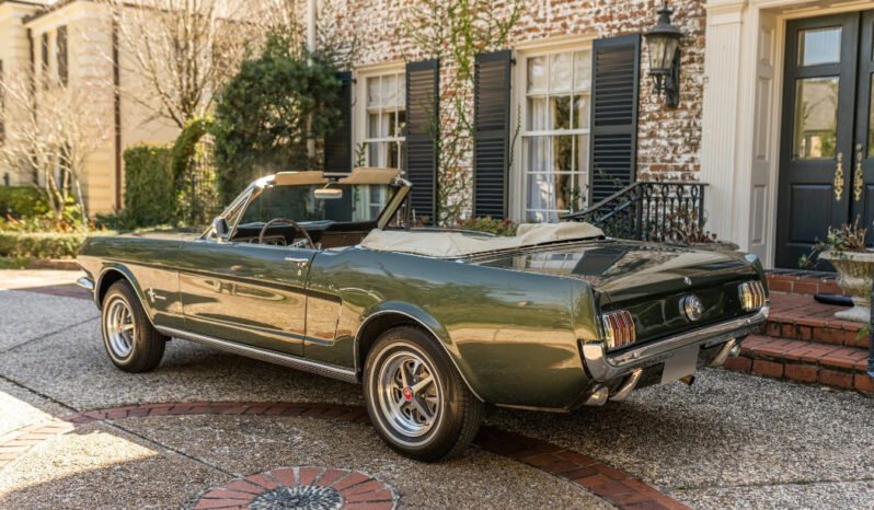 
								1966 Ford Mustang Metallic Green full									