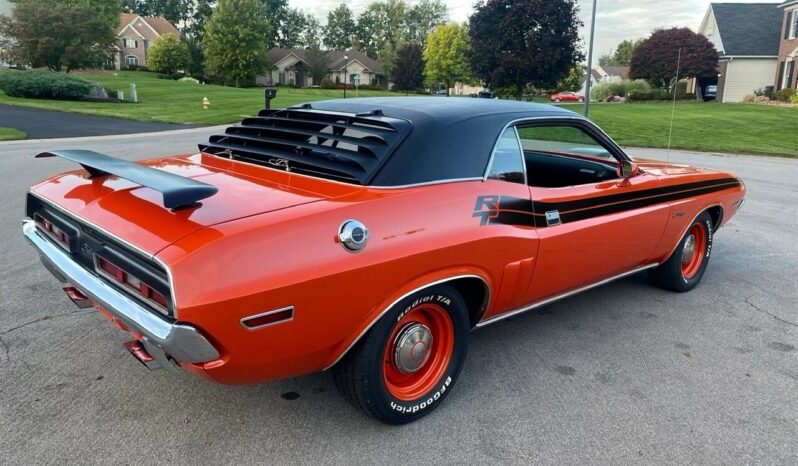
								1971 Dodge Challenger R/T V8 full									