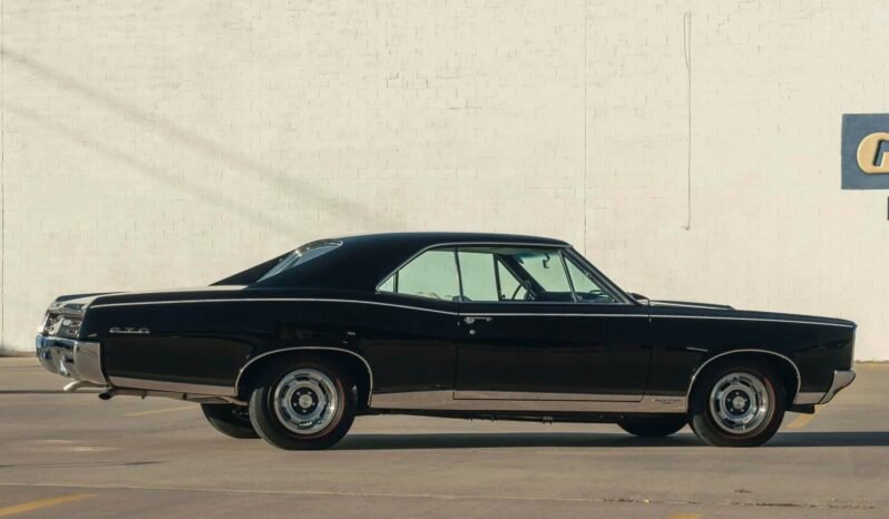 
								1967 Pontiac GTO 400 full									