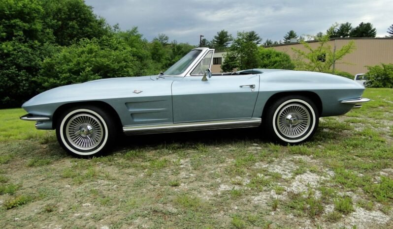 
								1964 Chevrolet Corvette Silver Blue full									
