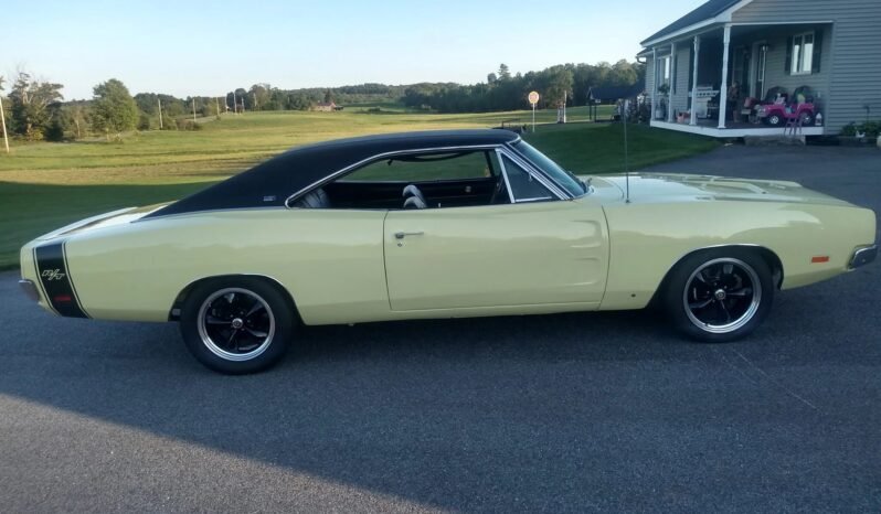 
								1969 Dodge Charger R/T full									