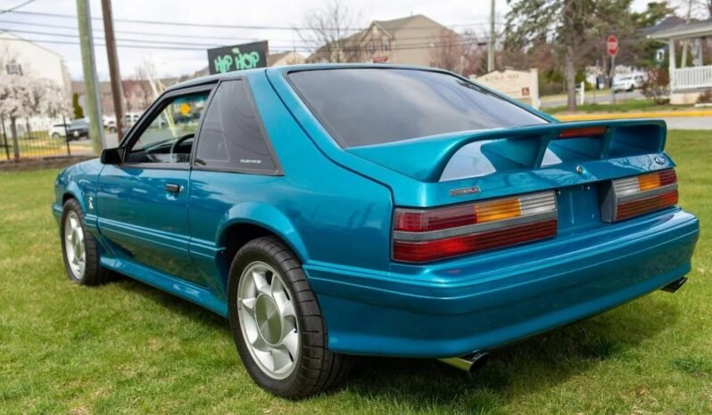 
								1993 Ford Mustang Cobra SVT full									