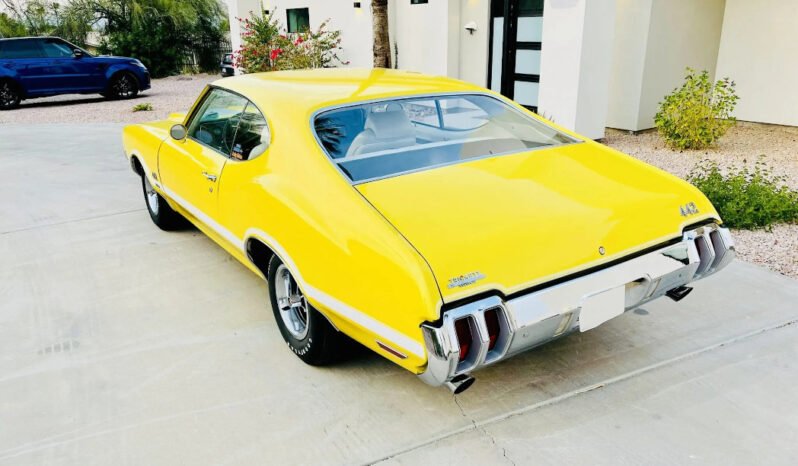 
								1970 Oldsmobile 442 W30 full									